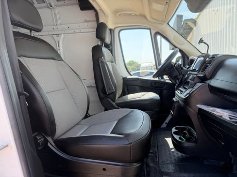 Used 2025 RAM ProMaster 3500 w/ Convenience Group FWD image 22