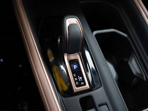 Used 2024 Toyota Grand Highlander AWD Hybrid image 24