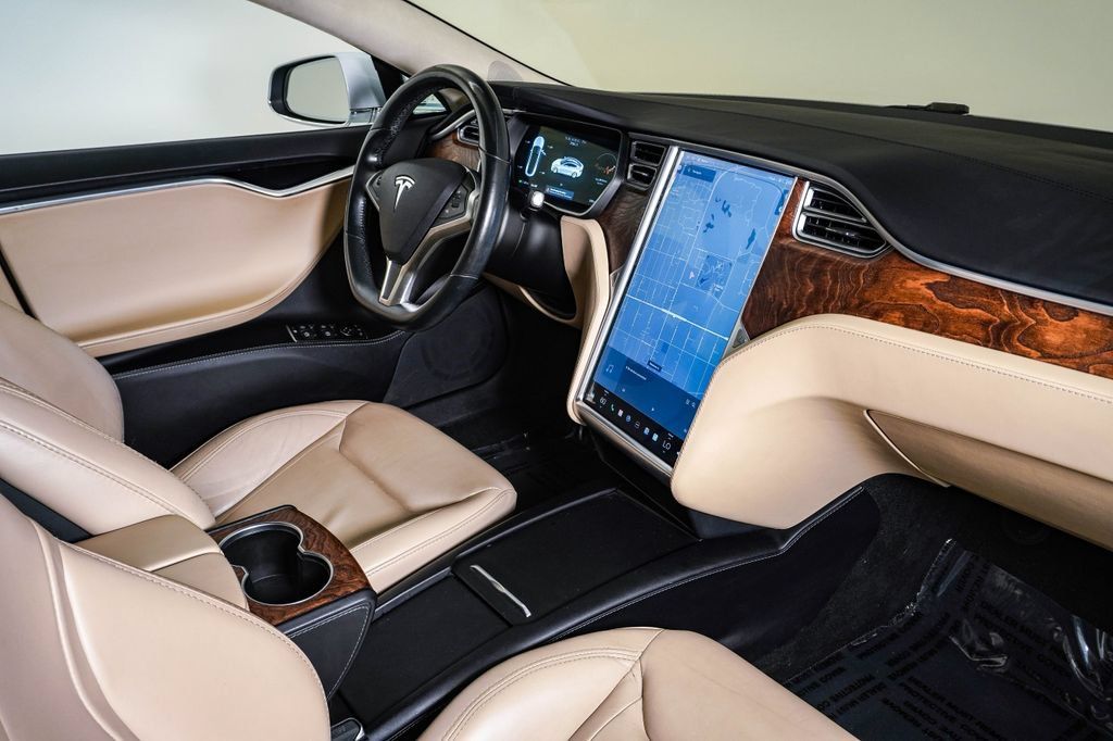 Used 2016 Tesla Model S 60D AWD/4WD image 13