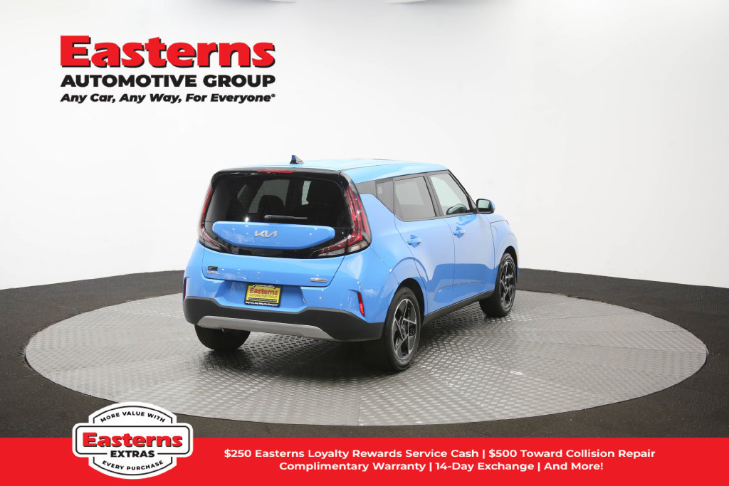 Used 2023 Kia Soul EX FWD image 44