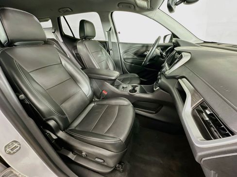 Used 2024 GMC Terrain SLT FWD image 29