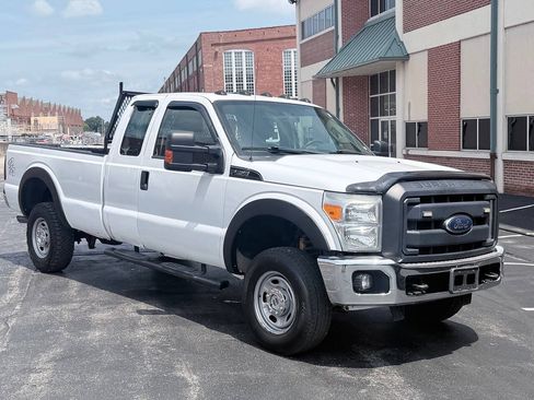 Used 2013 Ford F250 XL w/ PWR Equipment Group AWD/4WD image 5