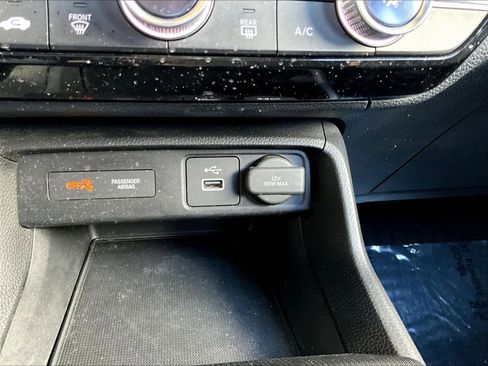 Used 2023 Honda Civic Sport image 15