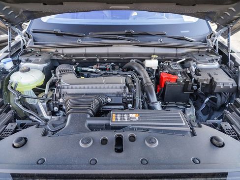 Used 2025 Lincoln Nautilus Premier w/ Equipment Group 102A image 13