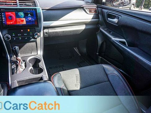 Used 2016 Toyota Camry SE image 25