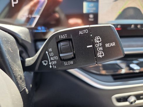 New 2026 BMW X5 xDrive50e w/ M Sport Package image 30