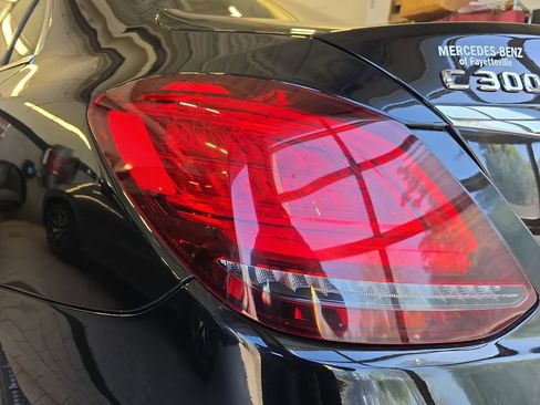 Used 2021 Mercedes-Benz C 300 Sedan image 35
