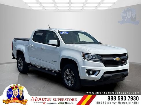 Used 2017 Chevrolet Colorado Z71 AWD/4WD image 1