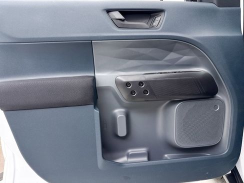 Used 2025 Ford Maverick XL w/ Equipment Group 102A image 27