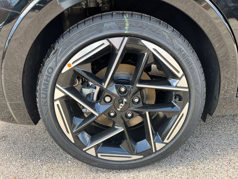 New 2026 Kia K4 GT-Line FWD image 12