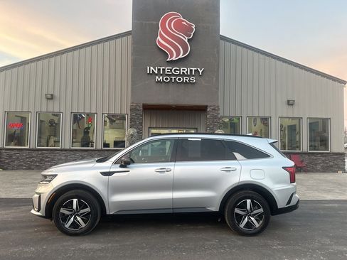 Used 2022 Kia Sorento S image 1