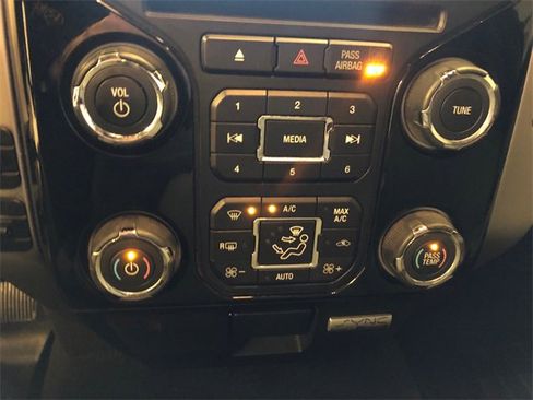 Used 2014 Ford F150 XLT w/ Equipment Group 302A Luxury image 25