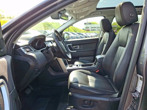 Used 2019 Land Rover Discovery Sport HSE AWD/4WD image 13