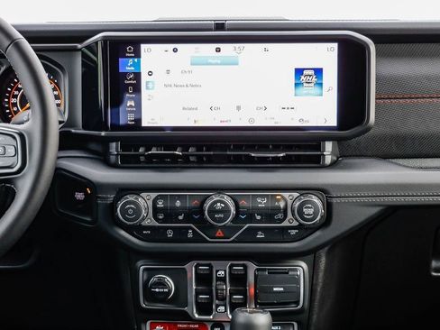 New 2026 Jeep Gladiator Rubicon image 16