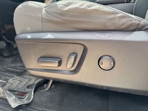 Used 2019 Toyota Tundra SR5 w/ SR5 Upgrade Package image 20