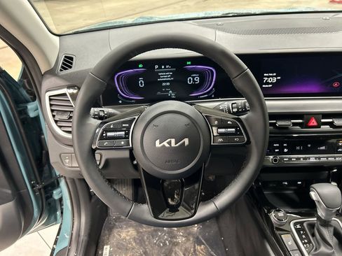 New 2026 Kia Seltos S AWD/4WD image 15