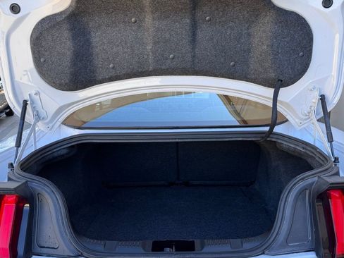 Used 2020 Ford Mustang Coupe image 12