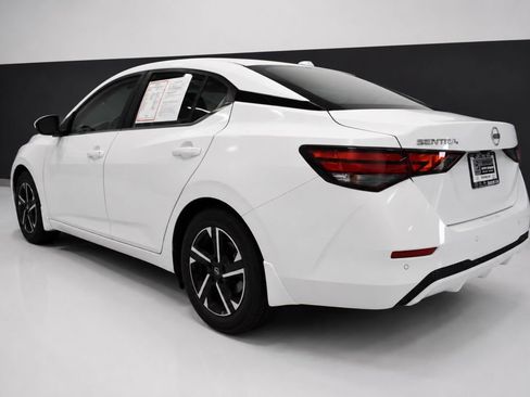 Certified 2025 Nissan Sentra SV w/ All-Weather Package FWD image 3