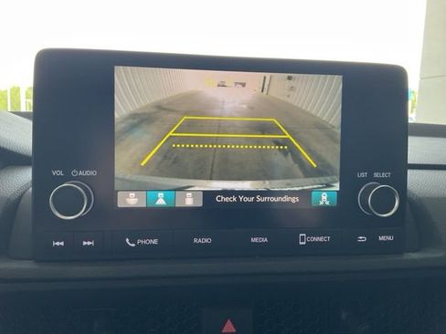 Used 2024 Honda CR-V EX image 15