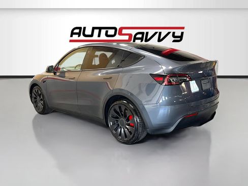 Used 2023 Tesla Model Y Performance AWD/4WD image 5