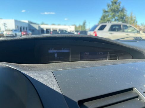 Used 2013 MAZDA MAZDA3 i Sport FWD image 20