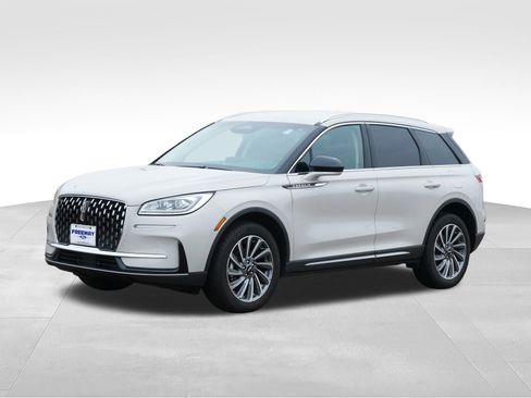 Used 2024 Lincoln Corsair Reserve image 1