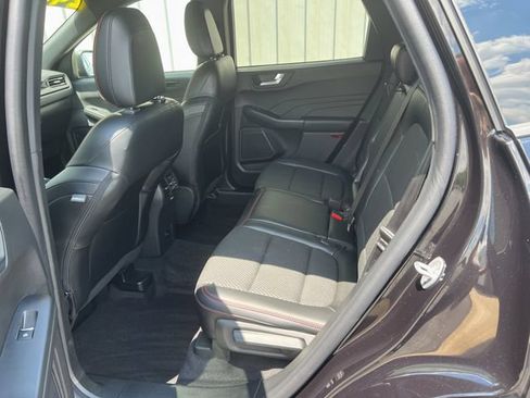 Used 2023 Ford Escape ST-Line w/ Tech Pack #1 AWD/4WD image 12