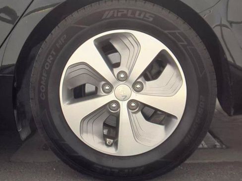 Used 2015 Kia Optima LX w/ Hybrid Convenience Package FWD image 7
