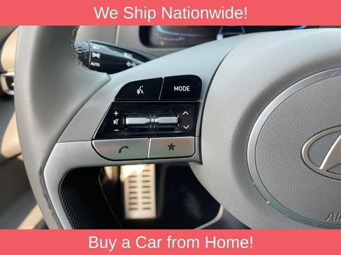 Used 2025 Hyundai Elantra Sport FWD image 28