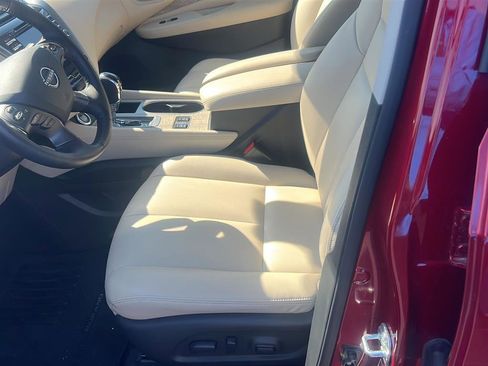 Used 2024 Nissan Murano SV image 10