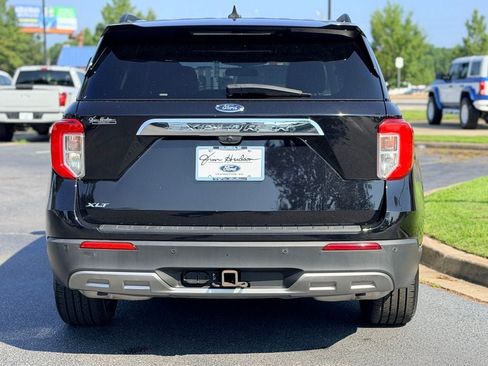 Certified 2023 Ford Explorer XLT w/ Equipment Group 202A RWD image 6