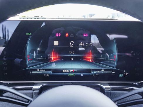 New 2026 Mercedes-Benz S 63 AMG S image 24