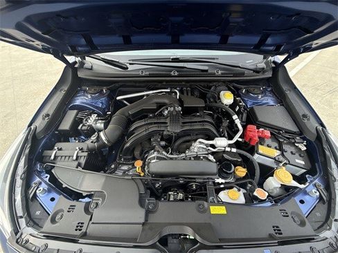 Used 2025 Subaru Crosstrek 2.0i Premium image 25