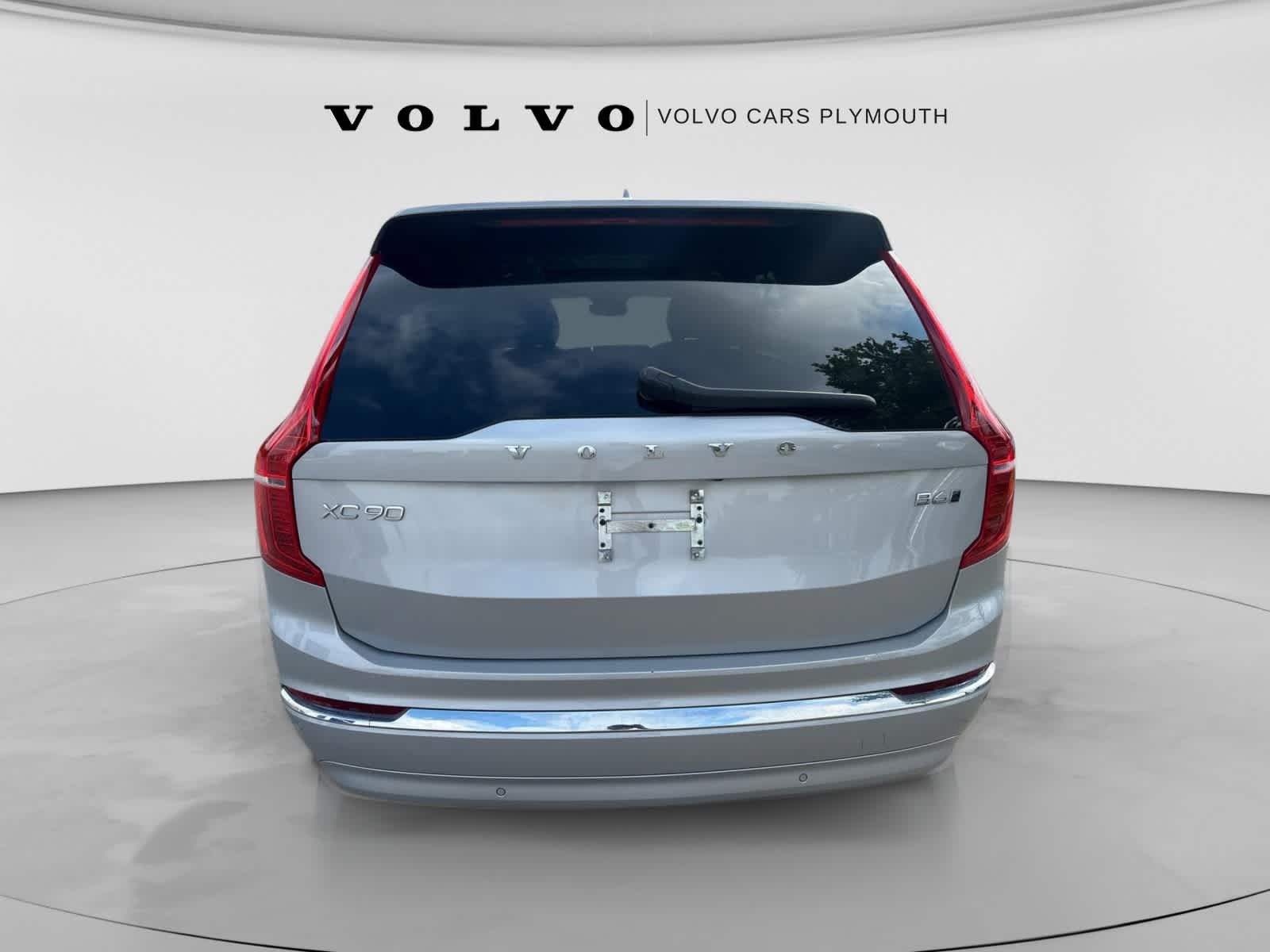 Used 2023 Volvo XC90 B6 Plus w/ Protection Package AWD/4WD image 7