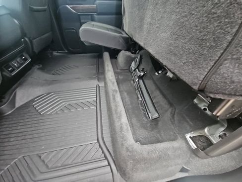 Certified 2022 Chevrolet Silverado 1500 RST image 22