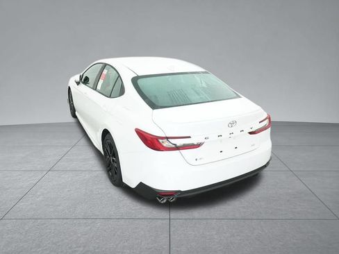 Used 2025 Toyota Camry SE w/ Multimedia Upgrade Package FWD image 8