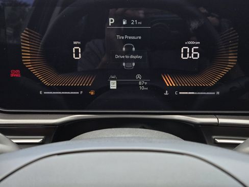 New 2026 Kia Sportage EX FWD image 11