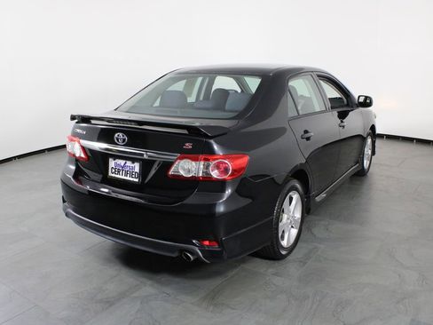 Used 2013 Toyota Corolla S image 15