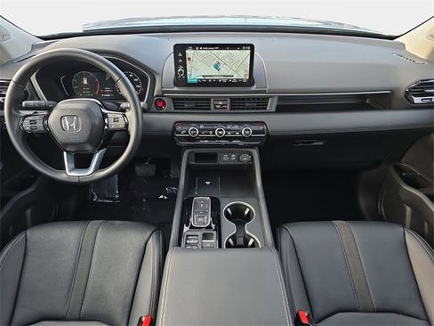 Used 2023 Honda Pilot Touring image 10