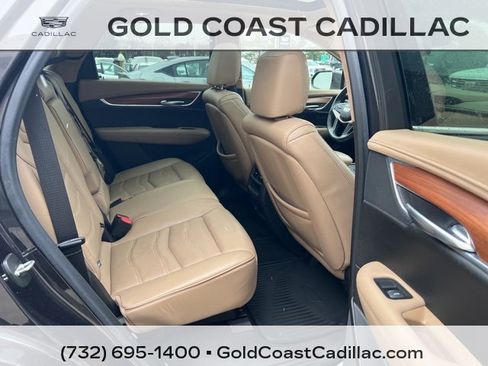 Used 2018 Cadillac XT5 Platinum w/ Driver Assist Package image 8