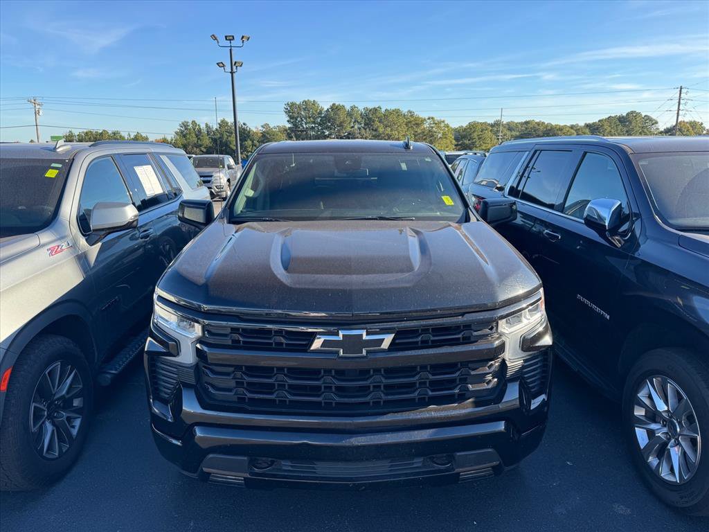 Used 2024 Chevrolet Silverado 1500 RST AWD/4WD image 10