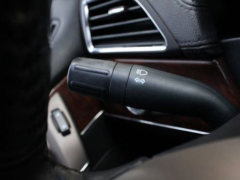 Used 2012 Lincoln MKX AWD image 12