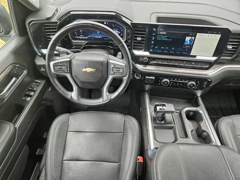 Used 2023 Chevrolet Silverado 1500 LTZ w/ LTZ Premium Package AWD/4WD image 28