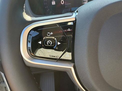 New 2026 Volvo XC90 B6 Plus w/ Protection Package Premier image 13