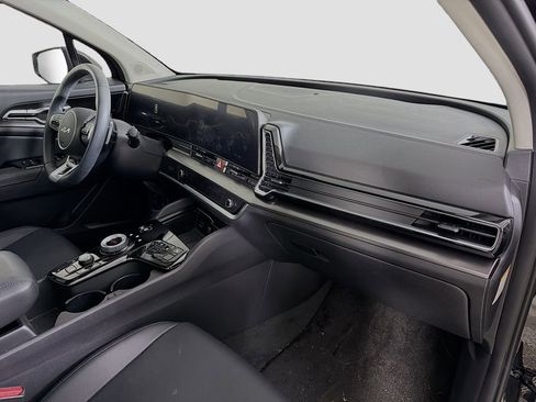 Used 2023 Kia Sportage EX image 30