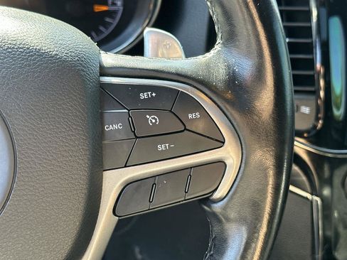 Used 2020 Jeep Grand Cherokee Limited X image 25