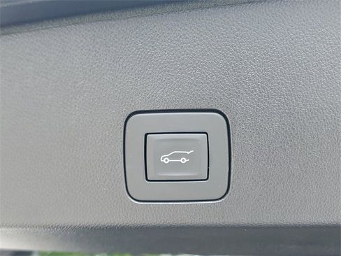 Certified 2023 Buick Encore GX Select image 10