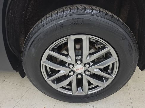 Used 2018 GMC Acadia SLT AWD/4WD image 40