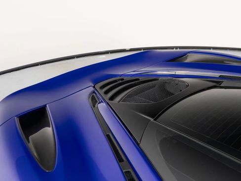 Used 2021 McLaren 720S Performance RWD image 40