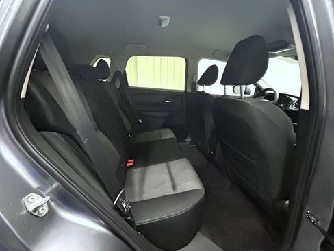 Certified 2025 Nissan Rogue SV AWD/4WD image 18